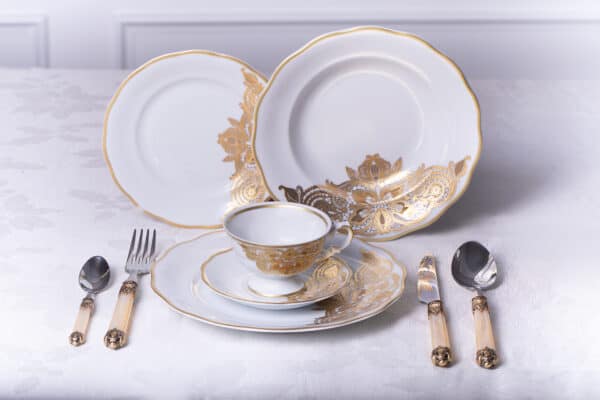 Jeremy Isabel Gold Place Setting