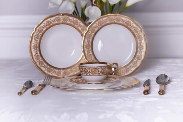 Romance Cream Place Setting