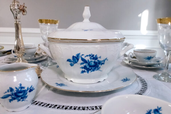 Bernadotte Blue flowers soup tureen