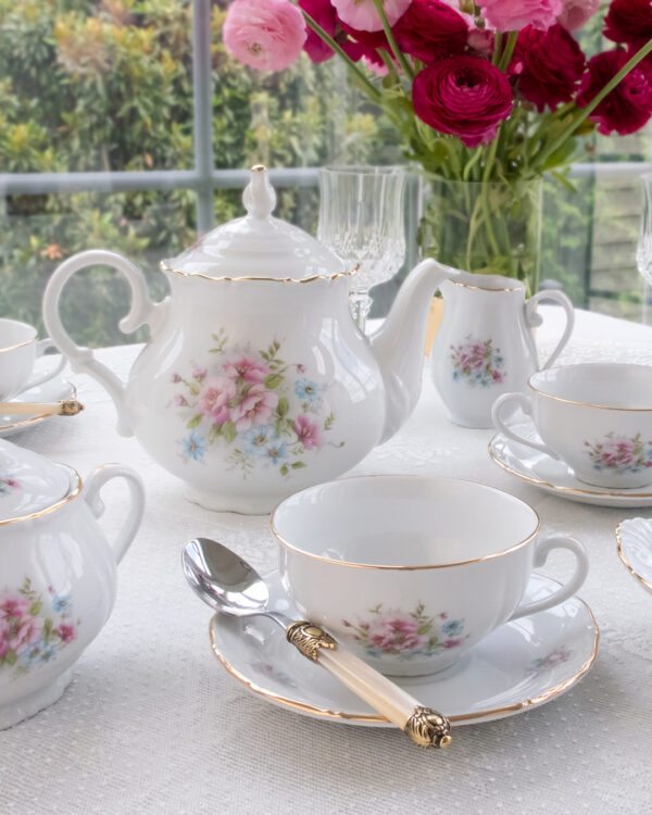 Gladys Tea Set 2 4x5